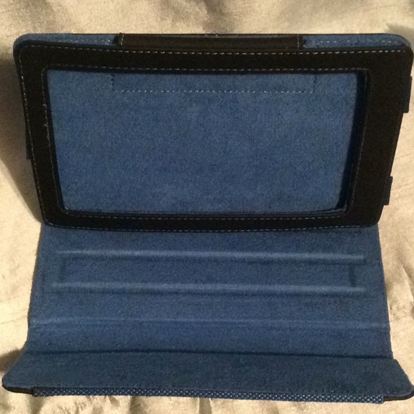 Solo. Tech Booklet, Protects Kindle Fire & Nexus 7 - Picture 5 of 6